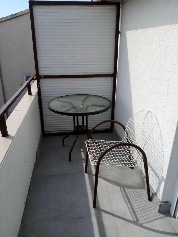 Apartmani Nikola ビオグラード・ナ・モル エクステリア 写真