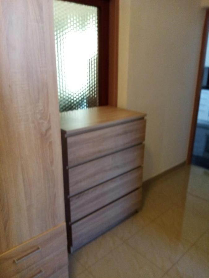 Apartmani Nikola ビオグラード・ナ・モル エクステリア 写真