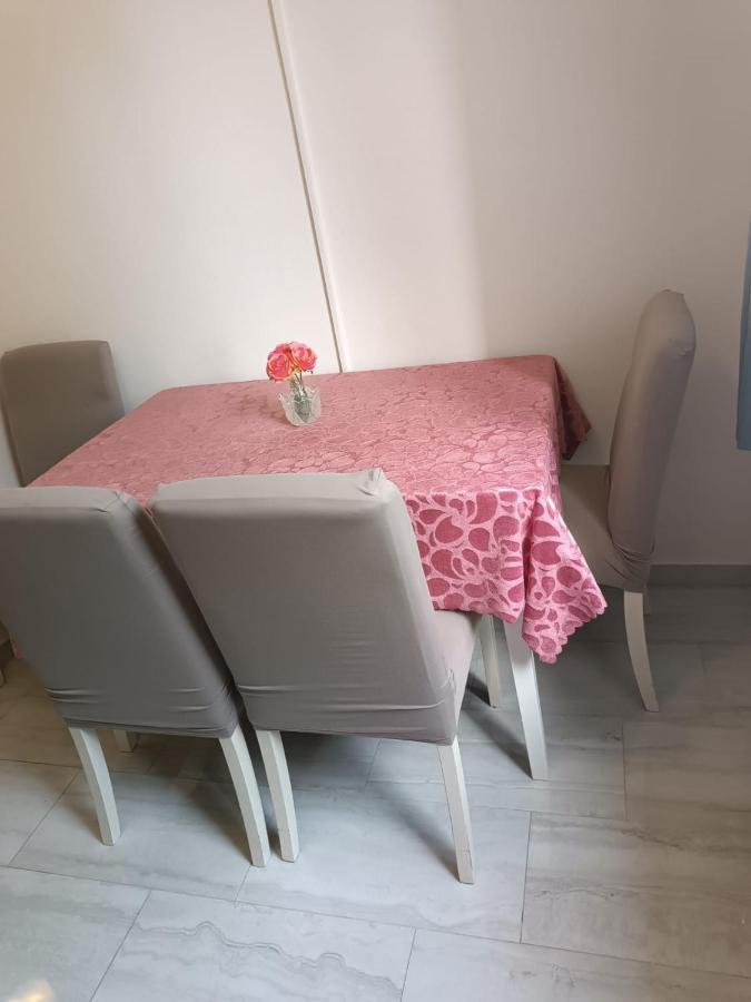 Apartmani Nikola ビオグラード・ナ・モル エクステリア 写真
