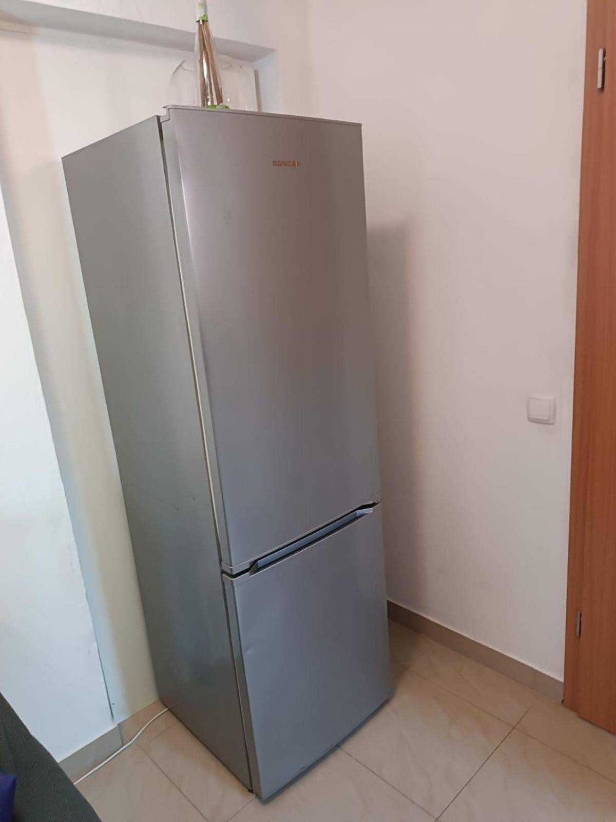 Apartmani Nikola ビオグラード・ナ・モル エクステリア 写真