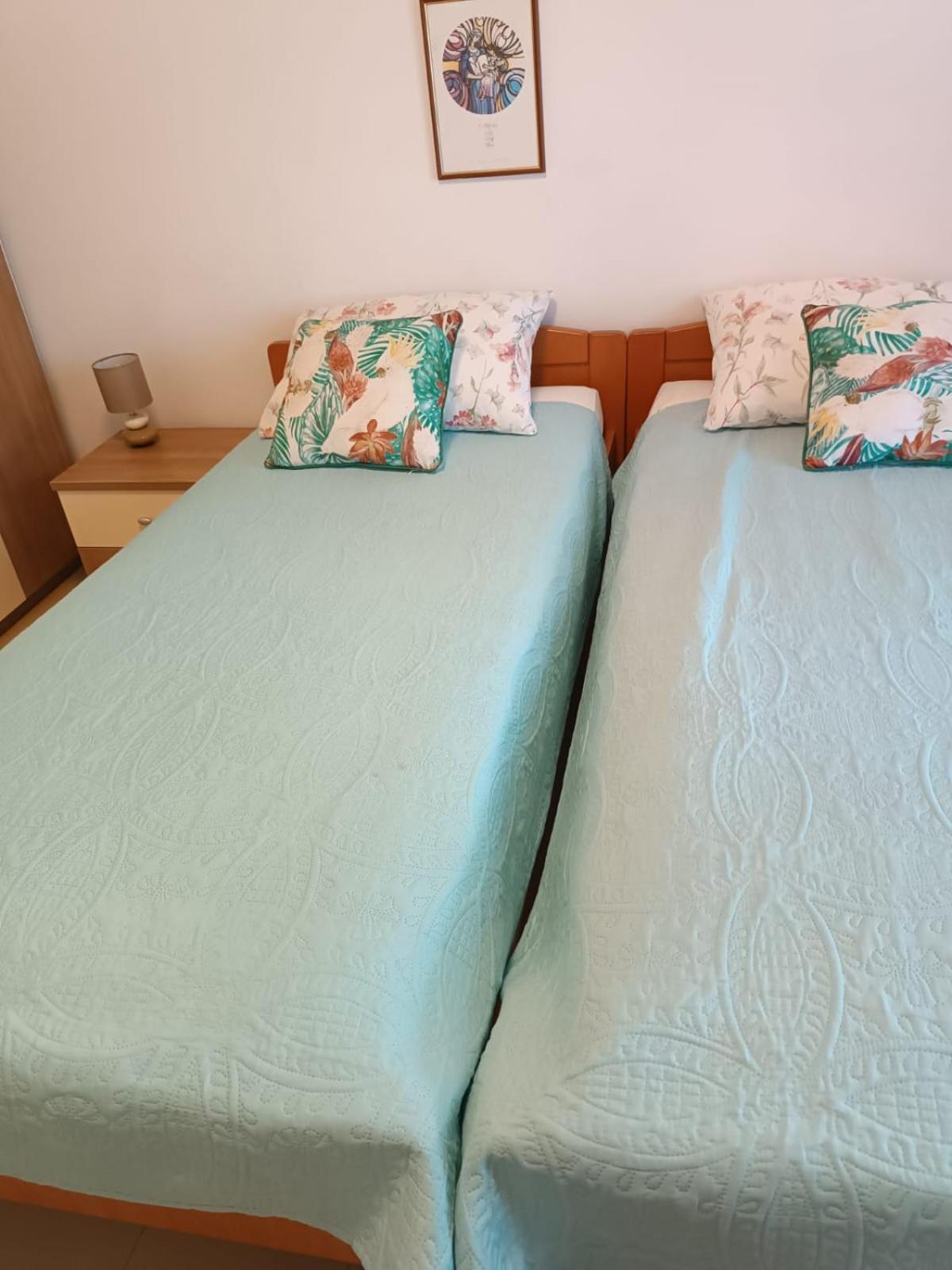 Apartmani Nikola ビオグラード・ナ・モル エクステリア 写真