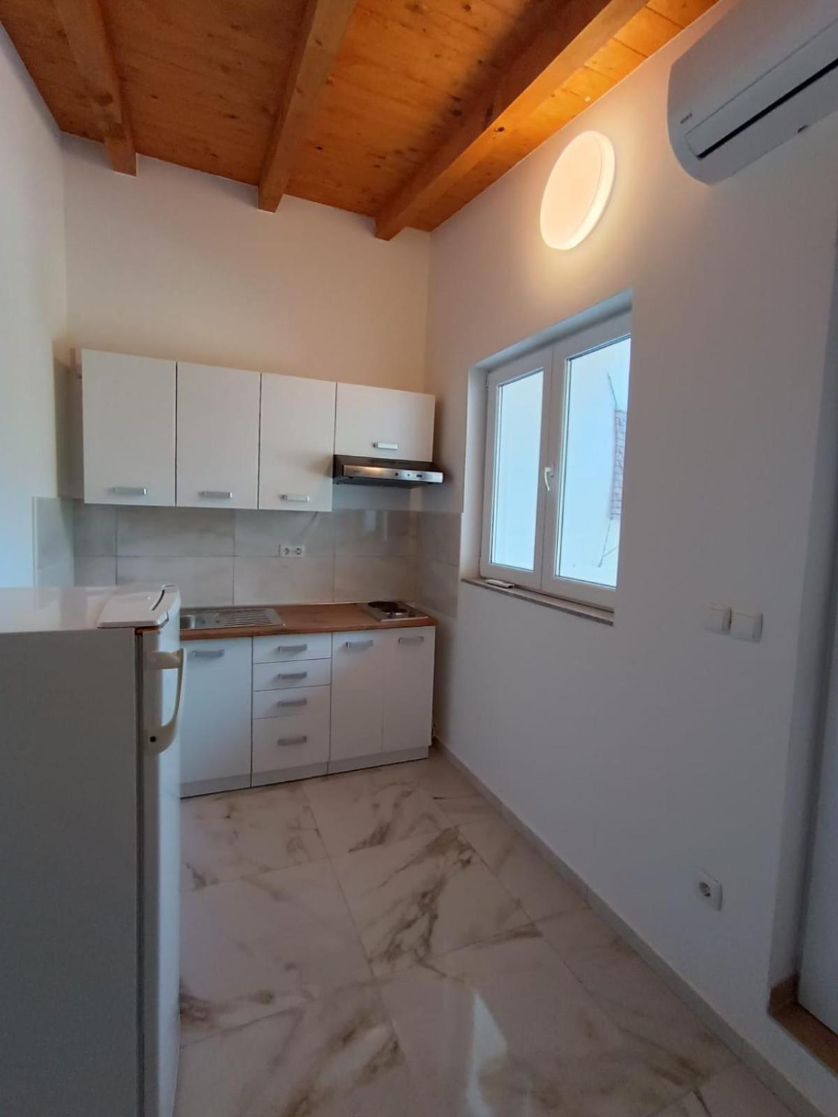 Apartmani Nikola ビオグラード・ナ・モル エクステリア 写真